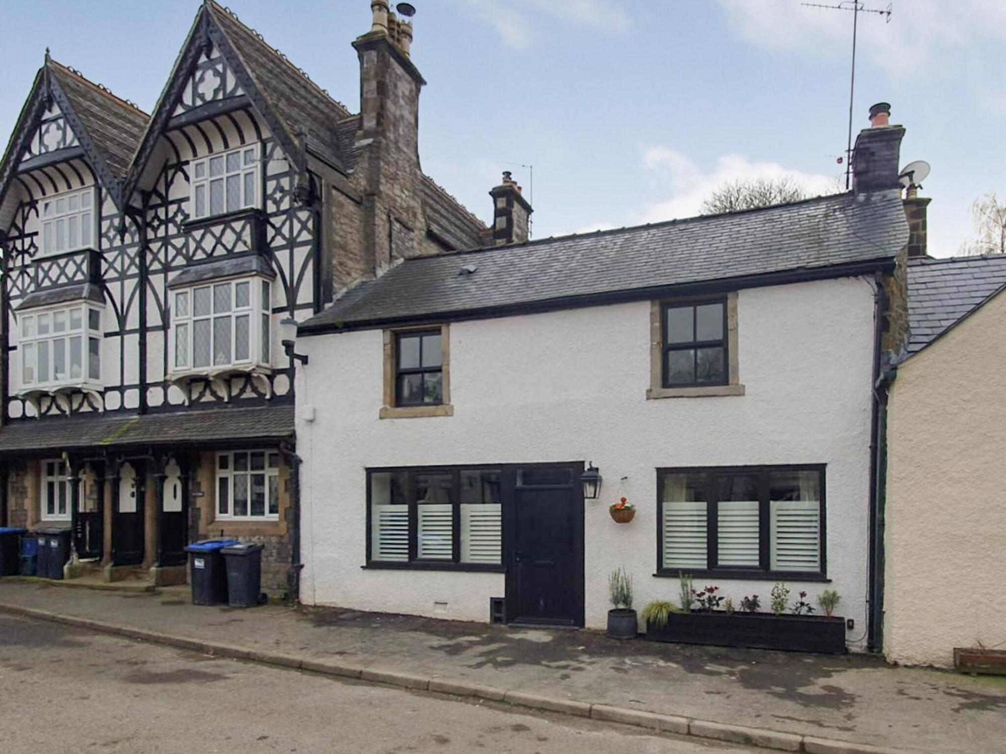 Verona House Tideswell Esterno foto