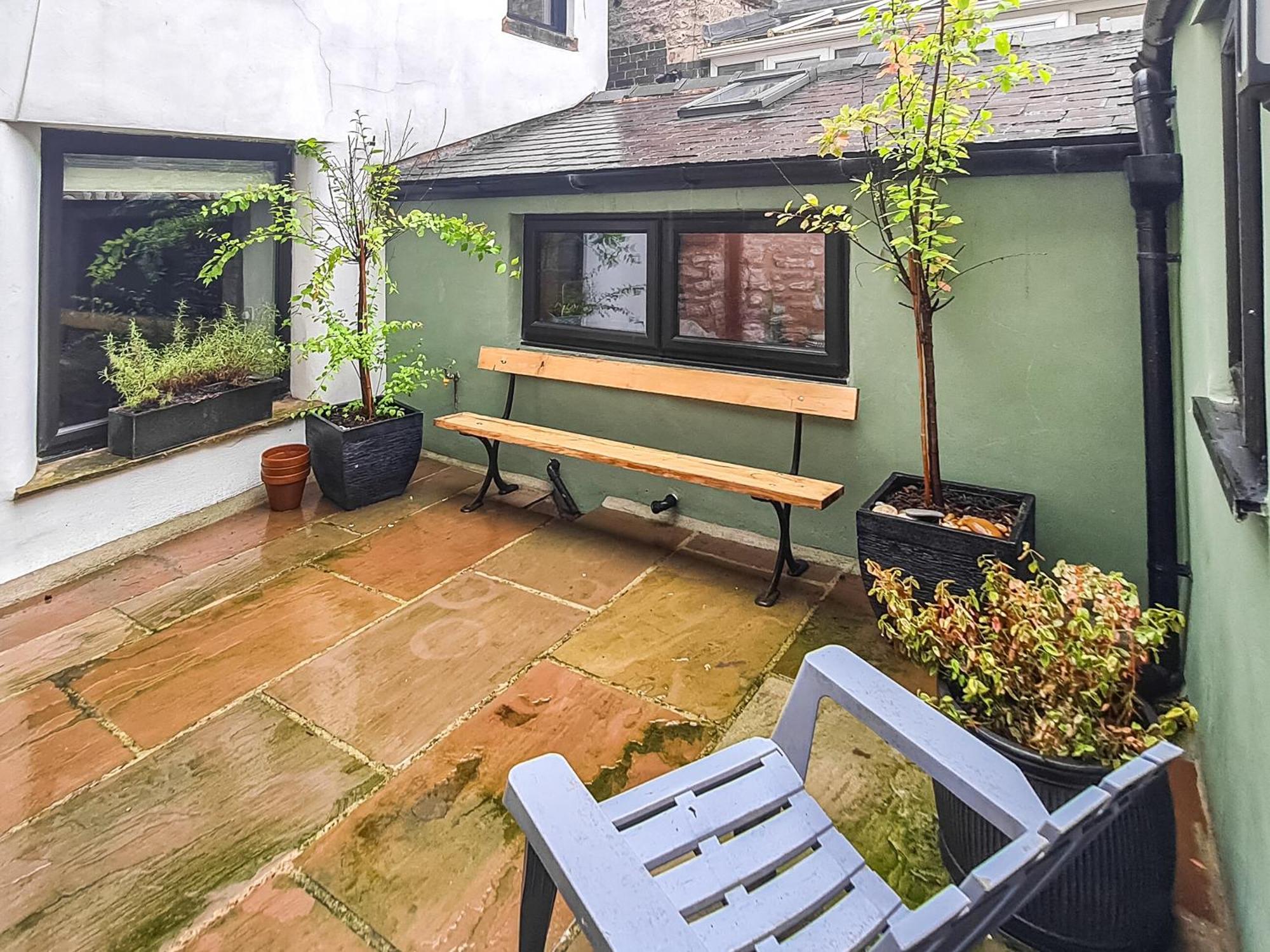 Verona House Tideswell Esterno foto